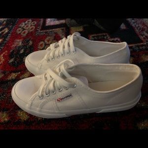 Superga sneakers (brand new!)